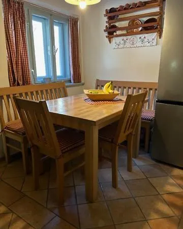 Gorjuska Rozamunda Feriehus *